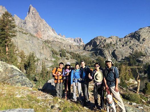 Group photo with the beautiful minarets behind us